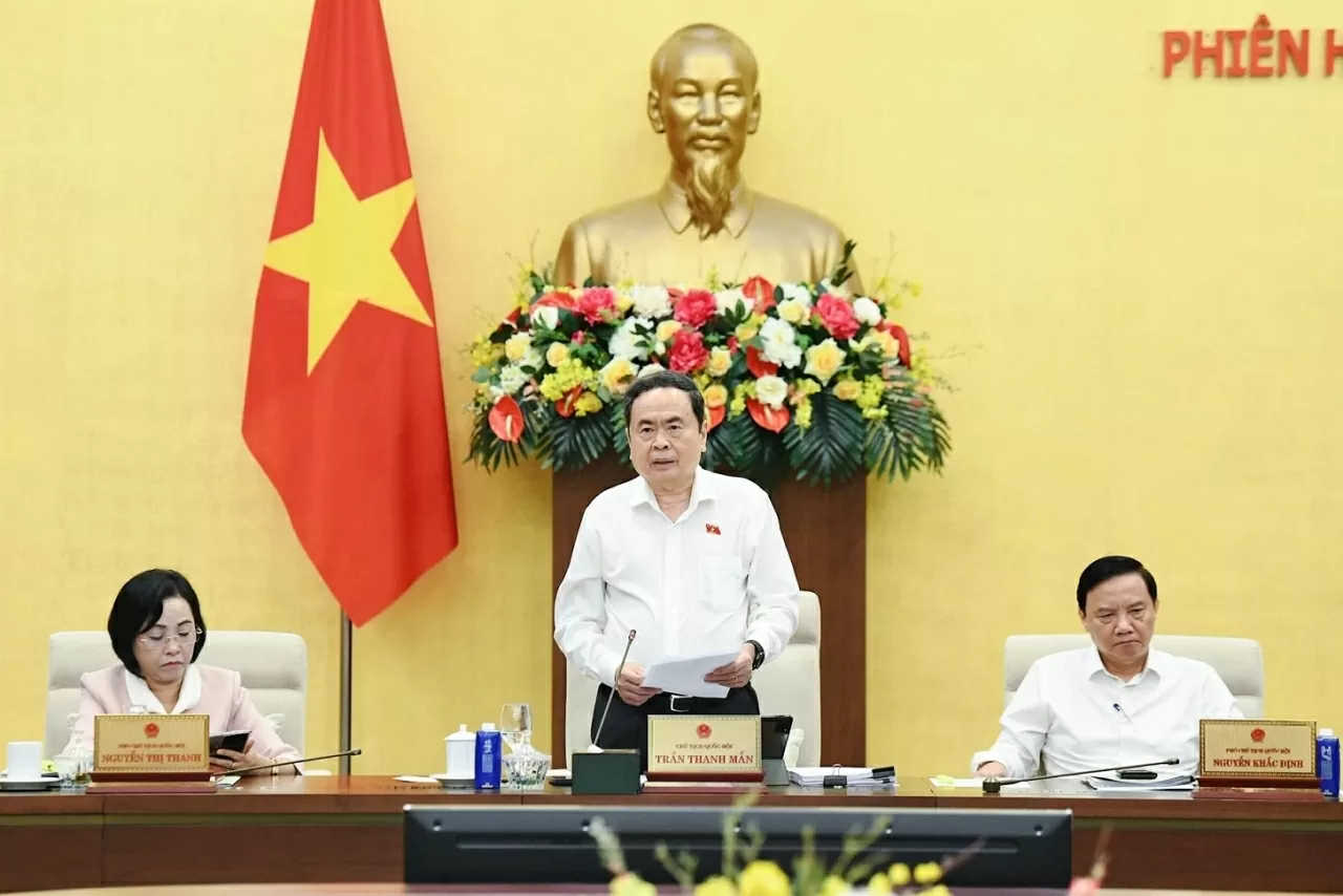 Chủ tịch Quốc hội Trần Thanh Mẫn chủ trì phiên họp. Ảnh: Lâm Hiển Chủ tịch Quốc hội Trần Thanh Mẫn chủ trì phiên họp. Ảnh: Lâm Hiển