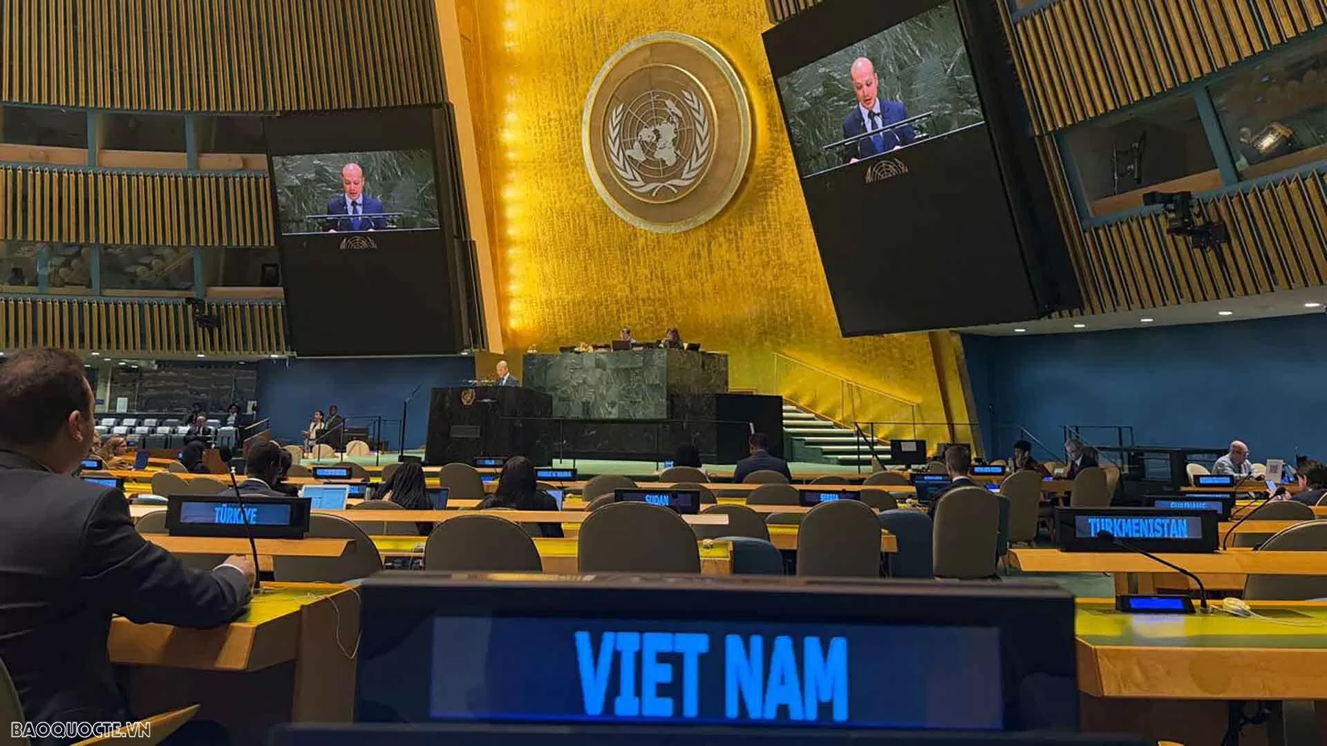 Việt Nam kêu gọi giải pháp toàn diện cho khủng hoảng tại Myanmar Việt Nam kêu gọi giải pháp toàn diện cho khủng hoảng tại Myanmar