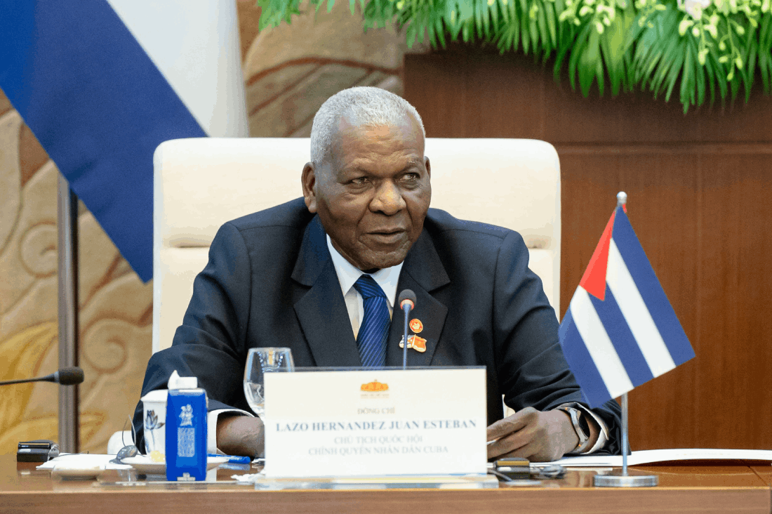 Chủ tịch Quốc hội Cuba Esteban Lazo Hernández phát biểu tại Phiên họp. (Ảnh: Thành Long)