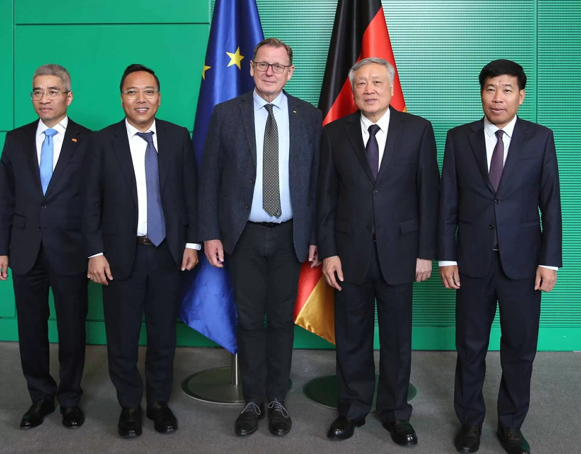 Đức sẵn sàng phối hợp, chia sẻ kinh nghiệm và đào tạo nguồn nhân lực cho Việt Nam trong lĩnh vực tài chính Đức sẵn sàng phối hợp, chia sẻ kinh nghiệm và đào tạo nguồn nhân lực cho Việt Nam trong lĩnh vực tài chính