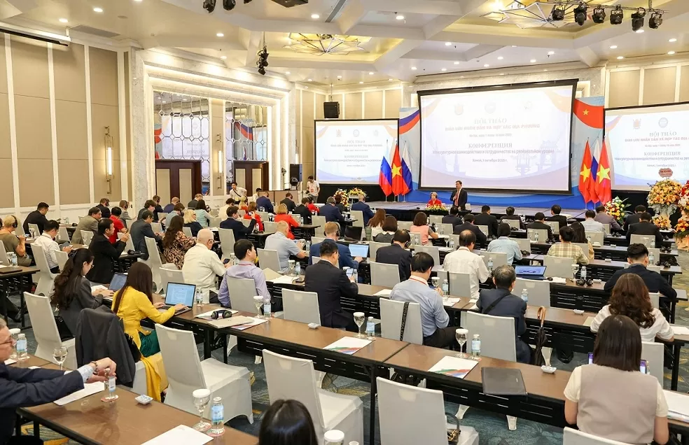 Diễn đàn Nhân dân Việt-Nga Diễn đàn Nhân dân Việt-Nga