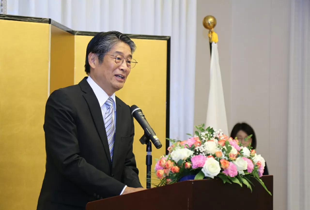 HNNG trang ĐS nước ngoài (46 47): Dấu ấn đối ngoại Việt Nam trên trường quốc tế