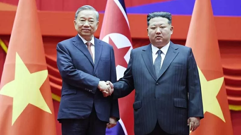 Tổng Bí thư Tô Lâm hội đàm với Tổng Bí thư, Chủ tịch Quốc vụ Triều Tiên Kim Jong Un Tổng Bí thư Tô Lâm hội đàm với Tổng Bí thư, Chủ tịch Quốc vụ Triều Tiên Kim Jong Un