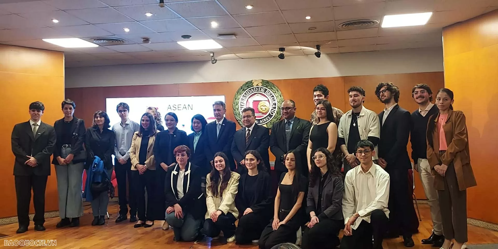 Đại diện các nước ASEAN tại Argentina trao đổi và giao lưu với sinh viên