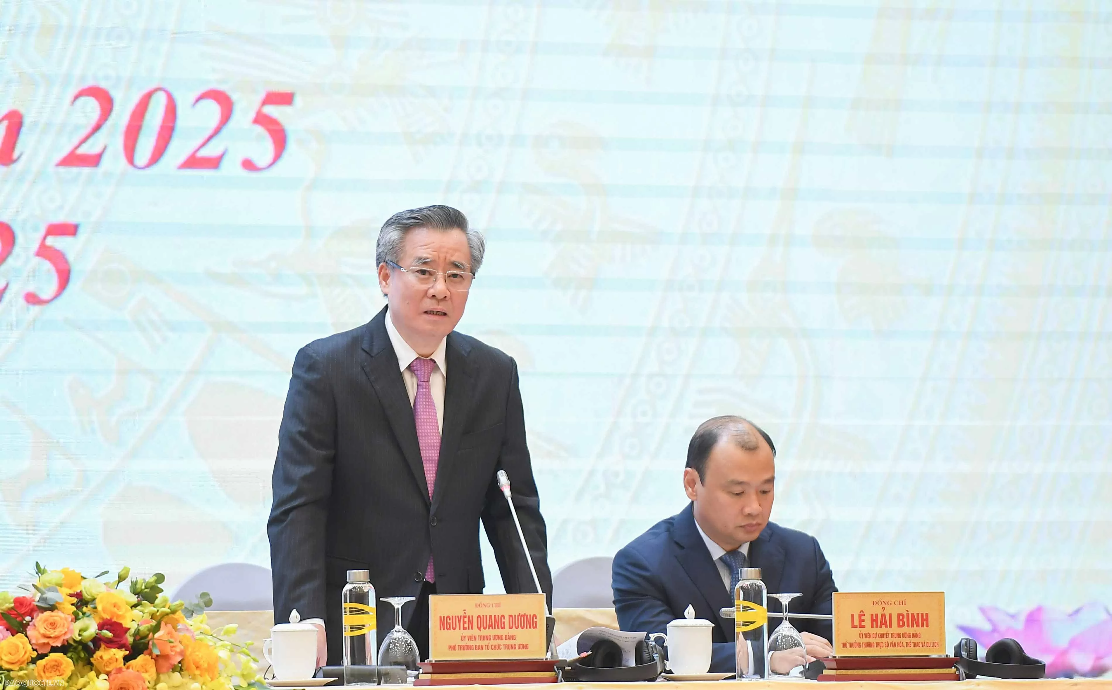 Lấy ý kiến Dự thảo các văn kiện Đại hội XIV: Thể hiện tinh thần Đảng lắng nghe dân, dân tin vào Đảng
