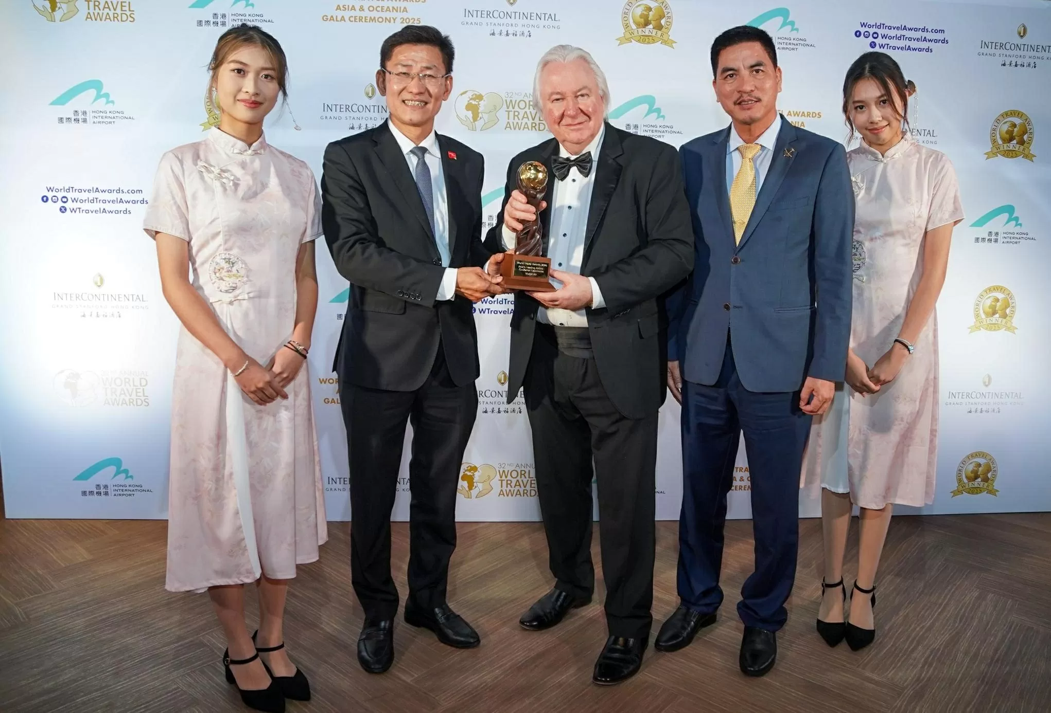 Vietjet tiếp tục là “Hãng hàng không hàng đầu châu Á về trải nghiệm khách hàng” do World Travel Awards trao năm 2025