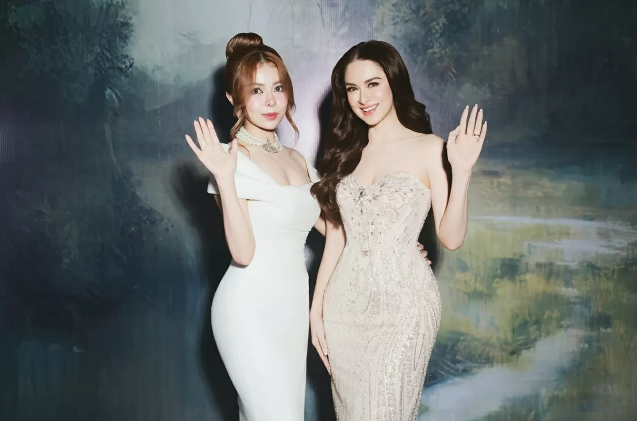 Marian Rivera thần thái sang trọng, làn da trắng sứ trên thảm đỏ thời trang nhà thiết kế Trà Linh Marian Rivera thần thái sang trọng, làn da trắng sứ trên thảm đỏ thời trang nhà thiết kế Trà Linh