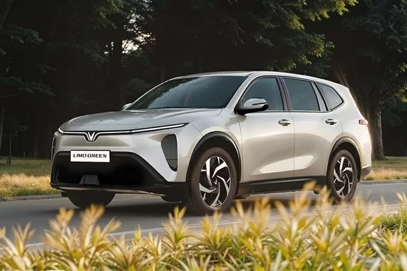 Top 5 xe MPV bán chạy nhất tháng 9/2025: VinFast Limo Green soán ngôi Mitsubishi Xpander.
