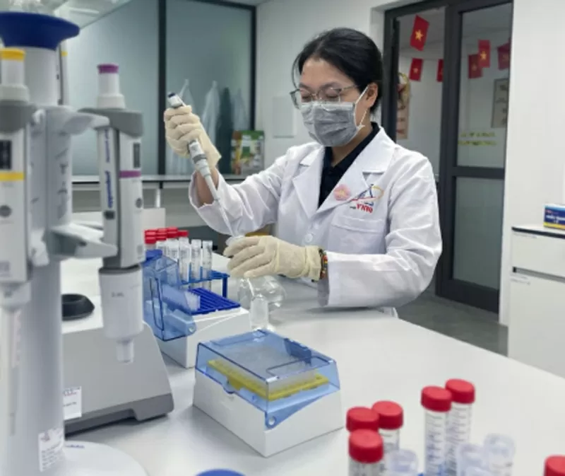 Vẻ đẹp phụ nữ Việt Nam tỏa sáng qua từng khoảnh khắc lao động Vẻ đẹp phụ nữ Việt Nam tỏa sáng qua từng khoảnh khắc lao động