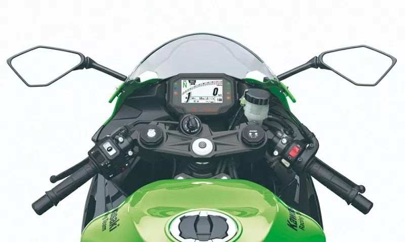 Bảng đồng hồ của Kawasaki Ninja ZX-6R 2025 được nâng cấp hoàn toàn với màn hình TFT sắc nét kích thước 4,3 inch. Bảng đồng hồ của Kawasaki Ninja ZX-6R 2025 được nâng cấp hoàn toàn với màn hình TFT sắc nét kích thước 4,3 inch.