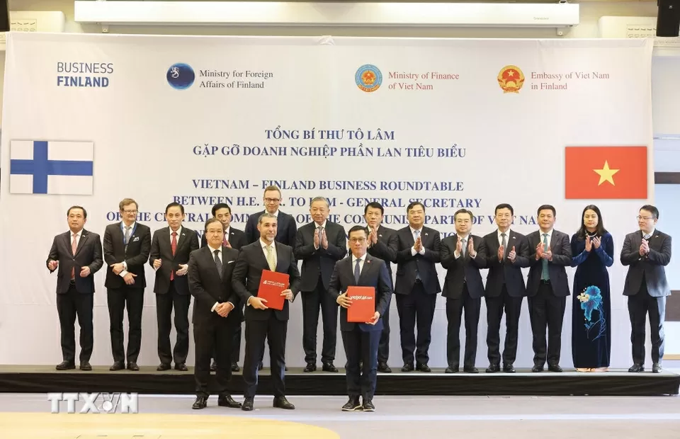 Tổng Bí thư gặp gỡ một số doanh nghiệp Phần Lan tiêu biểu