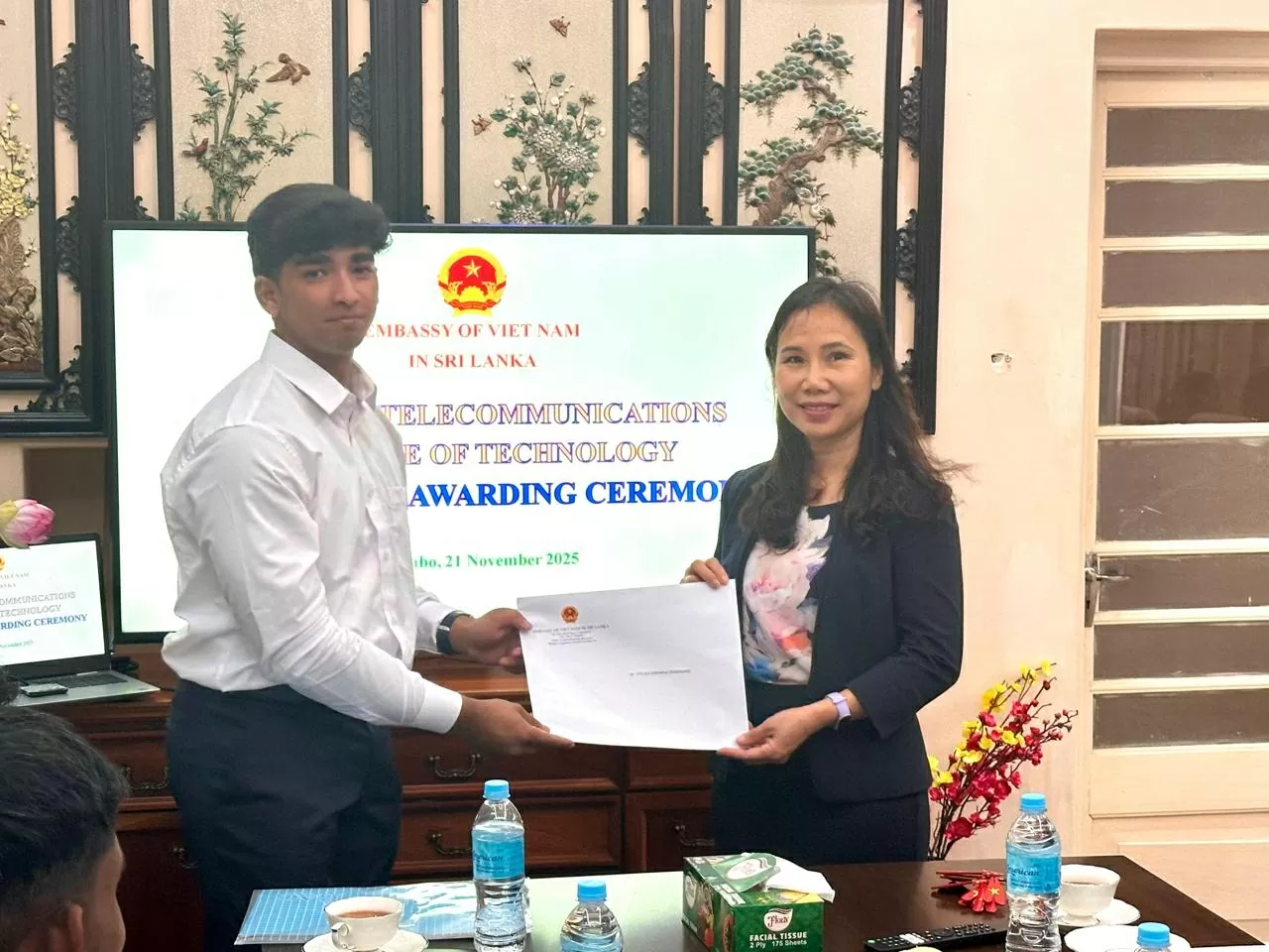 Lễ trao học bổng toàn phần cho sinh viên Sri Lanka sang học tại Học viện Công nghệ Bưu chính Viễn thông