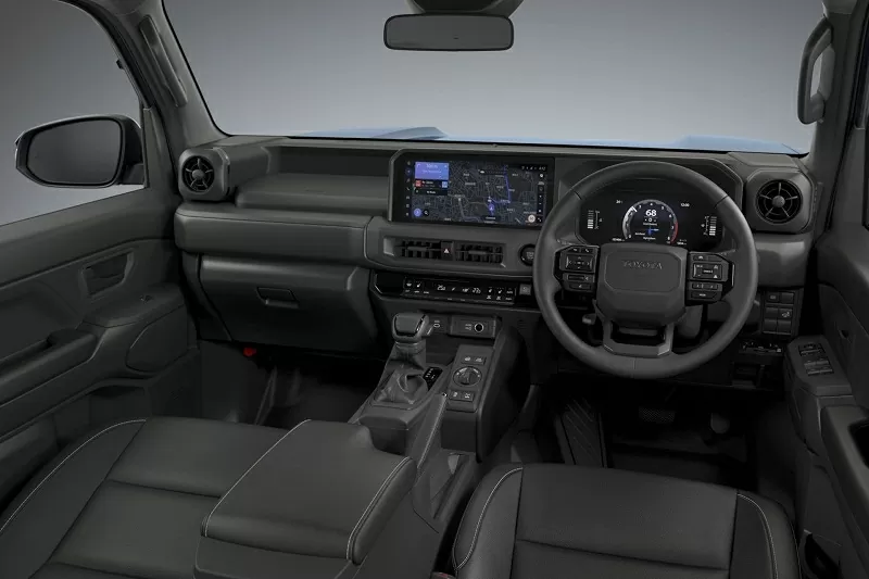  Nội thất của Toyota Land Cruiser FJ tương tự như các phiên bản khác của dòng Land Cruiser. 