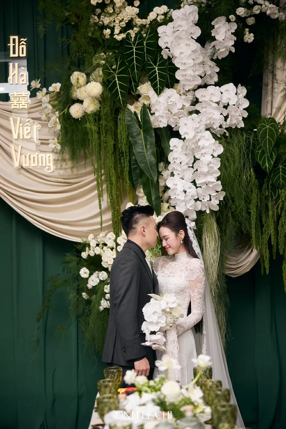 Hoa hậu Đỗ Thị Hà đẹp tinh khôi trong lễ cưới