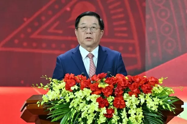 Chủ tịch nước dự Lễ trao giải Cuộc thi Chính luận về Bảo vệ nền tảng tư tưởng của Đảng lần thứ Năm Chủ tịch nước dự Lễ trao giải Cuộc thi Chính luận về Bảo vệ nền tảng tư tưởng của Đảng lần thứ Năm