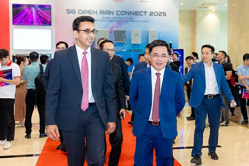 9_Đoàn đại biểu cấp cao của Viettel và Qualcomm tại sự kiện