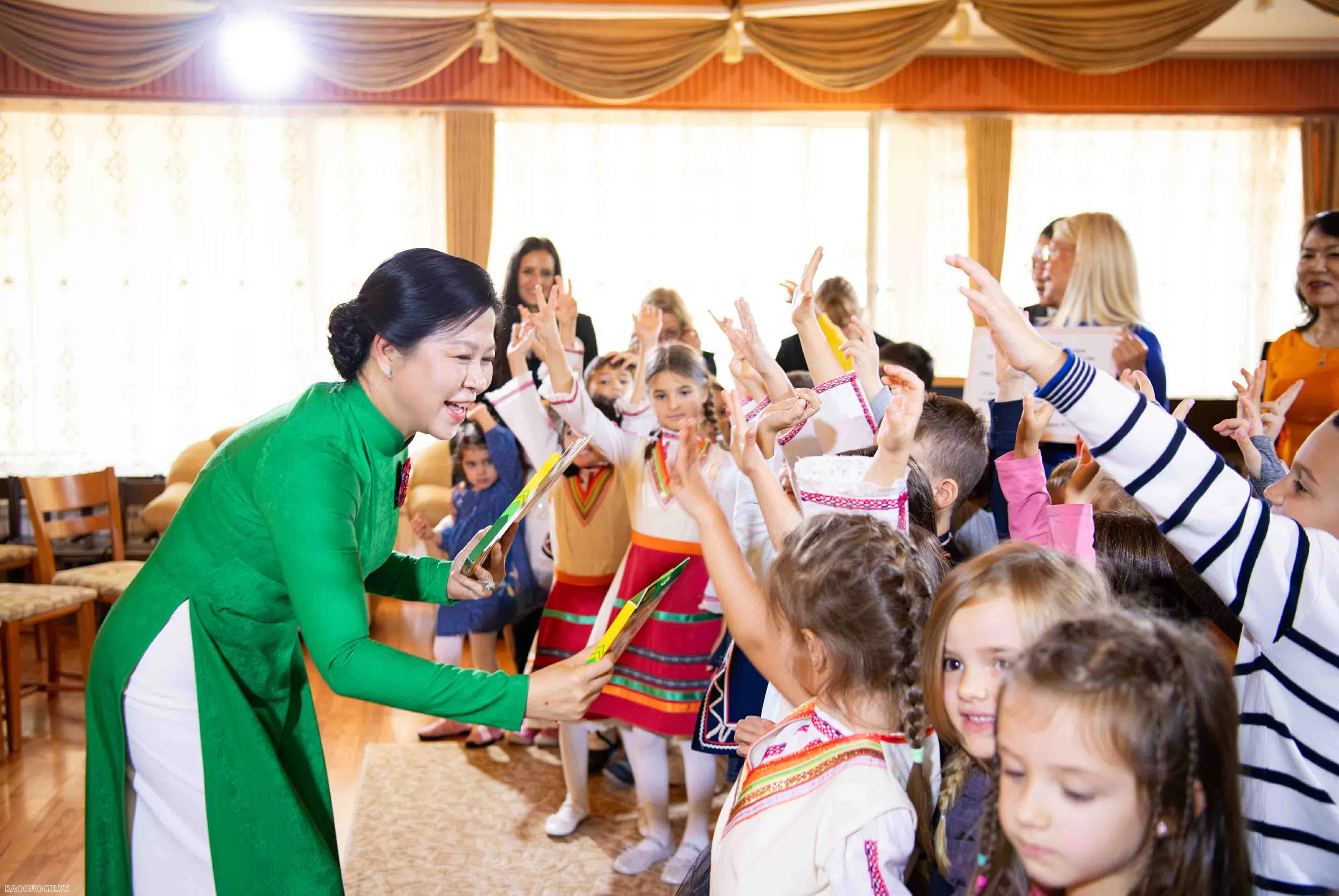 Filmlarda lesbiyan sahnalarini tomosha qiling