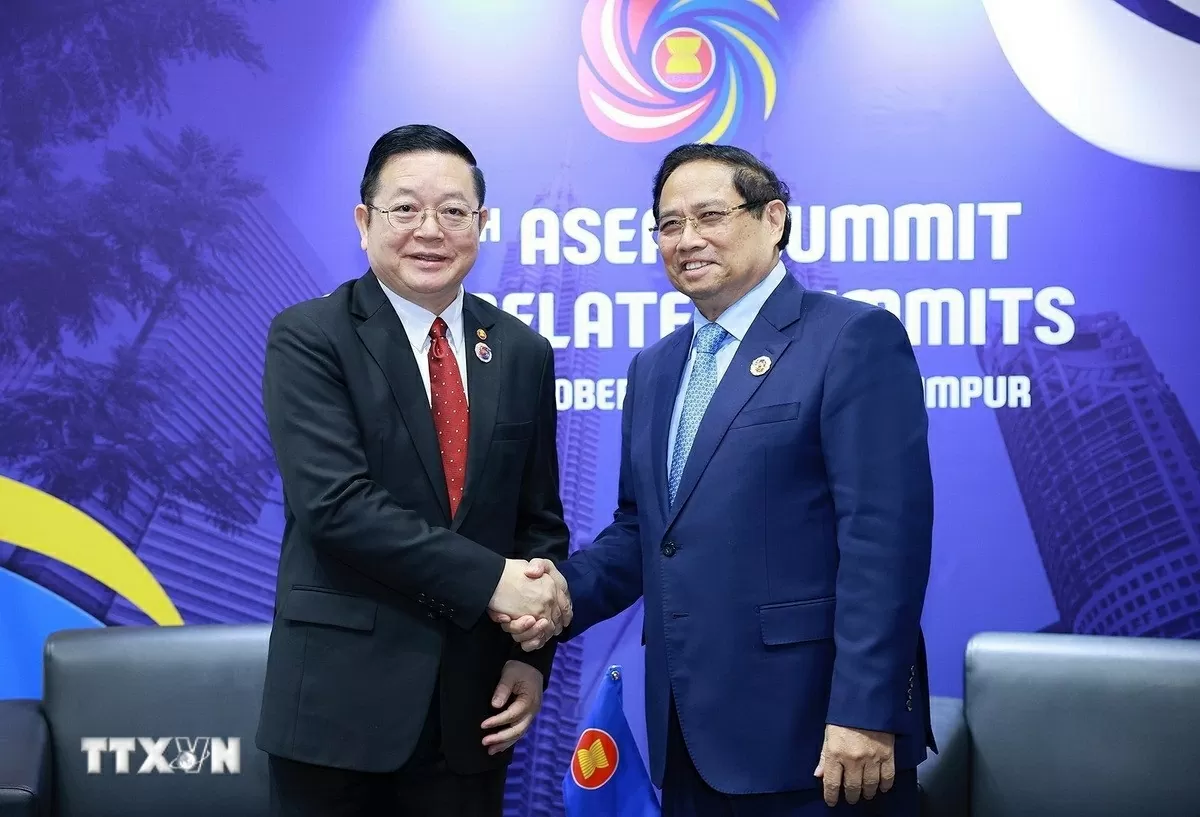 Thủ tướng Phạm Minh Chính gặp Tổng Thư ký ASEAN Kao Kim Hourn. (Ảnh: Dương Giang/TTXVN) Thủ tướng Phạm Minh Chính gặp Tổng Thư ký ASEAN Kao Kim Hourn. (Ảnh: Dương Giang/TTXVN)