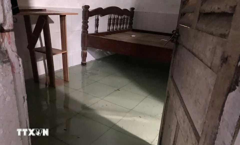 TP. Huế: Lũ trên sông Hương vượt báo động 3 gây ngập lụt diện rộng TP. Huế: Lũ trên sông Hương vượt báo động 3 gây ngập lụt diện rộng