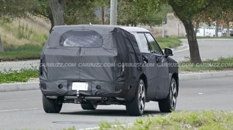 Hyundai Santa Fe 2027 lộ diện với diện mạo hoàn toàn mới Hyundai Santa Fe 2027 lộ diện với diện mạo hoàn toàn mới