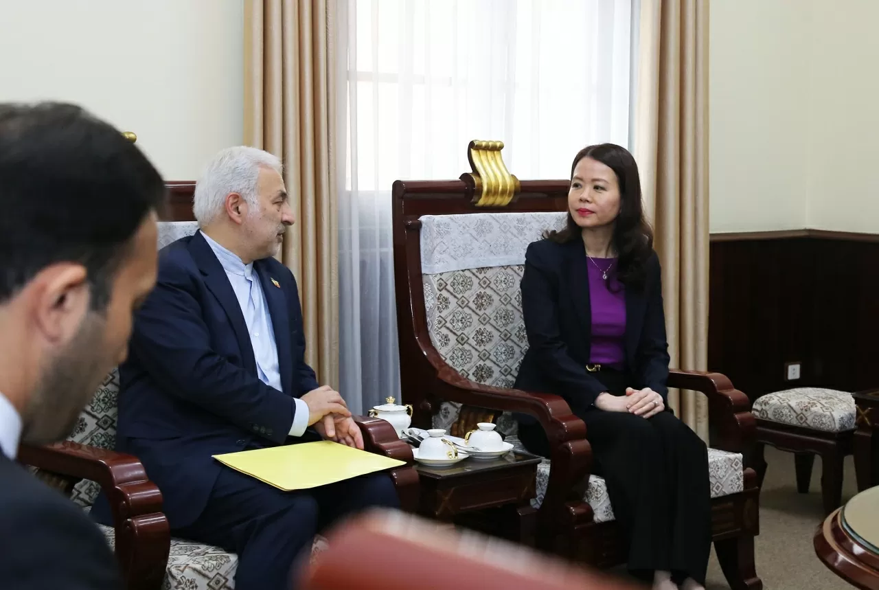Thứ trưởng Ngoại giao Nguyễn Minh Hằng tiếp Thứ trưởng Ngoại giao Iran Vahid Jalalzadeh. (Ảnh: Thành Long) Thứ trưởng Ngoại giao Nguyễn Minh Hằng tiếp Thứ trưởng Ngoại giao Iran Vahid Jalalzadeh. (Ảnh: Thành Long)