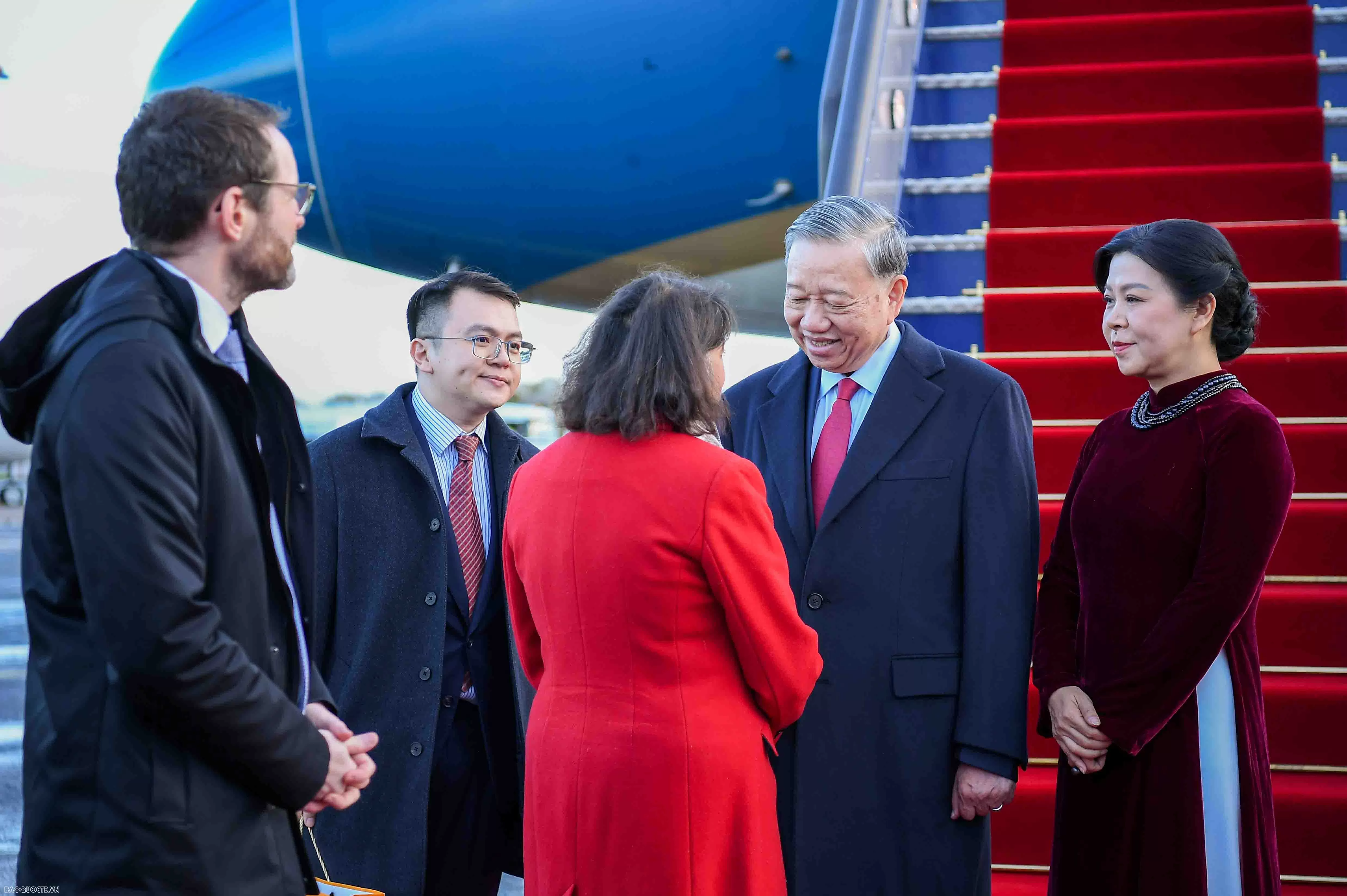 Tổng Bí thư Tô Lâm và Phu nhân đến London, bắt đầu thăm chính thức Anh Tổng Bí thư Tô Lâm và Phu nhân đến London, bắt đầu thăm chính thức Anh