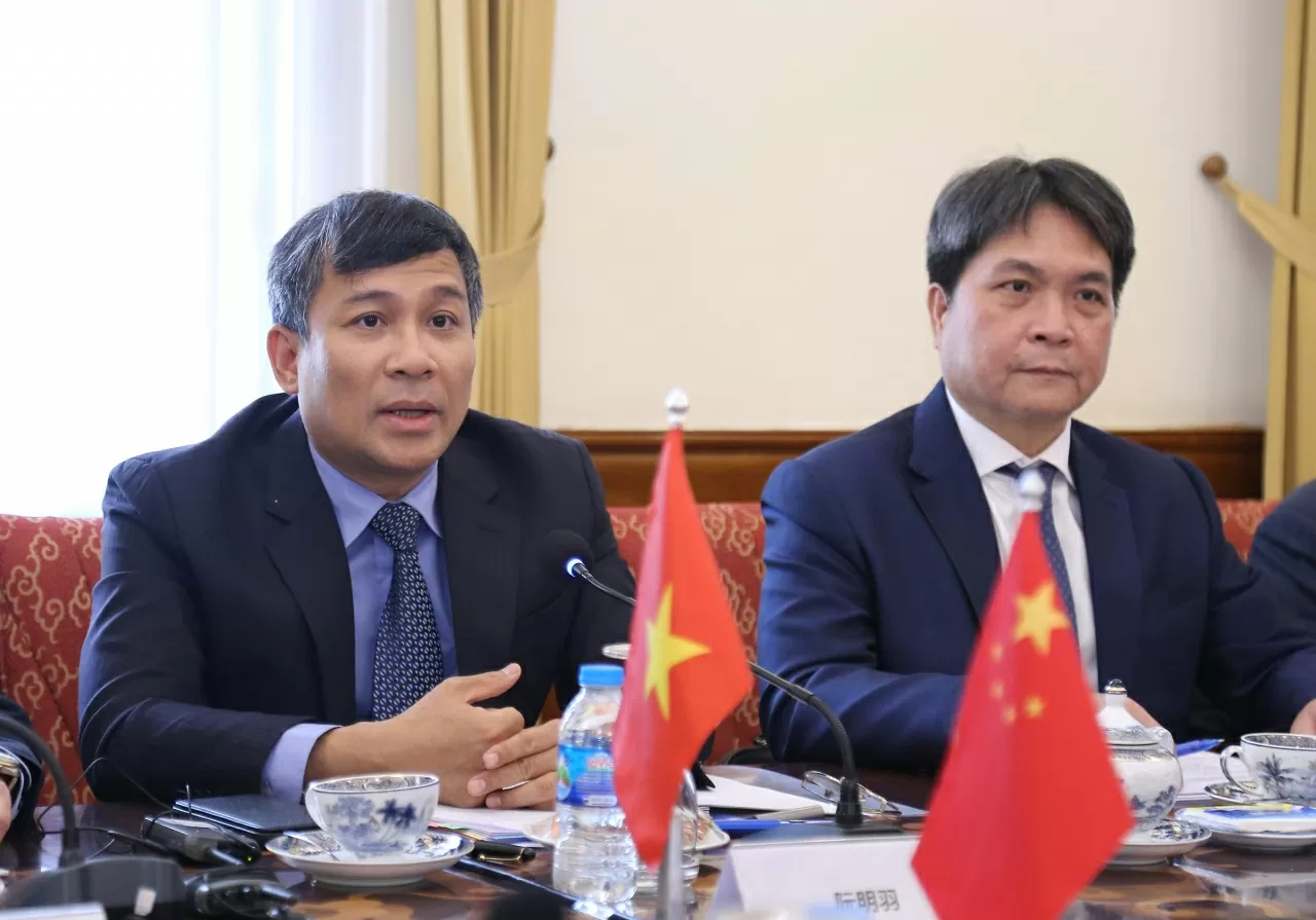 Thứ trưởng Thường trực Nguyễn Minh Vũ, Trưởng đoàn phía Việt Nam phát biểu khai mạc. (Ảnh: Thành Long)