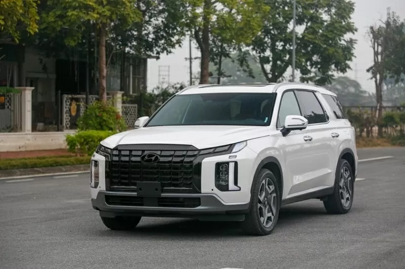 Hyundai Palisade bản Exclusive 6 chỗ hiện đang được giảm giá tới 220 triệu đồng, đưa giá bán thực tế xuống còn 1,259 tỷ đồng. Hyundai Palisade bản Exclusive 6 chỗ hiện đang được giảm giá tới 220 triệu đồng, đưa giá bán thực tế xuống còn 1,259 tỷ đồng.
