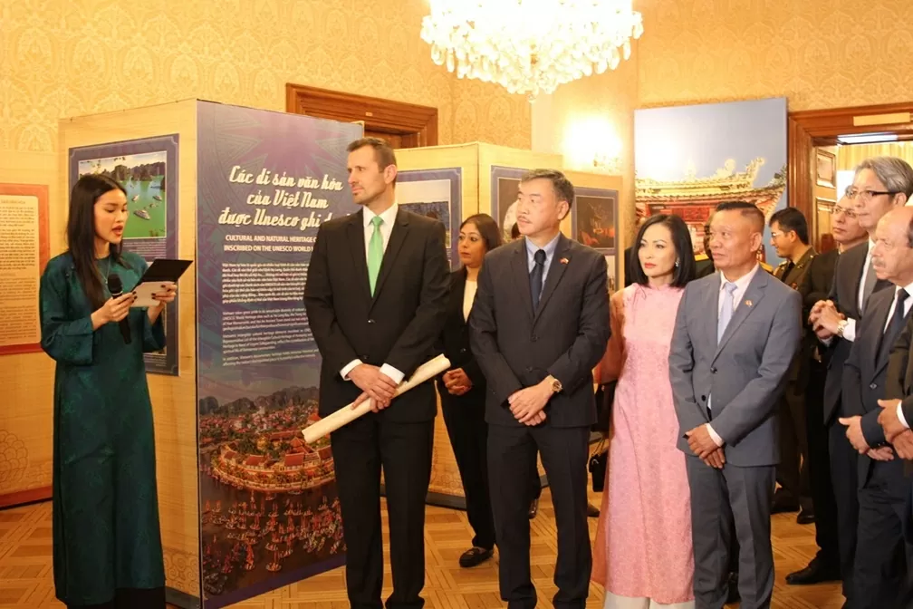 Triển lãm Di sản văn hóa Việt Nam - Bảo tồn và phát triển: Hơi thở Việt giữa lòng châu Âu