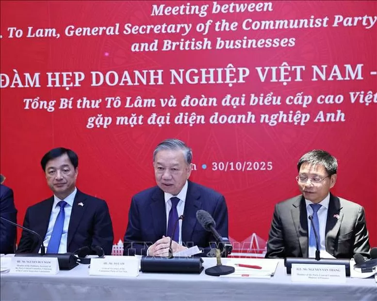 Tổng Bí thư Tô Lâm phát biểu tại Toạ đàm Doanh nghiệp Việt Nam - Anh quốc - Ảnh: TTXVN Tổng Bí thư Tô Lâm phát biểu tại Toạ đàm Doanh nghiệp Việt Nam - Anh quốc - Ảnh: TTXVN