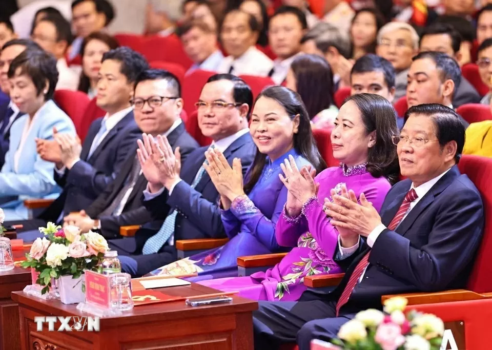 Thủ tướng Phạm Minh Chính dự lễ trao giải báo chí toàn quốc phòng, chống tham nhũng, lãng phí, tiêu cực