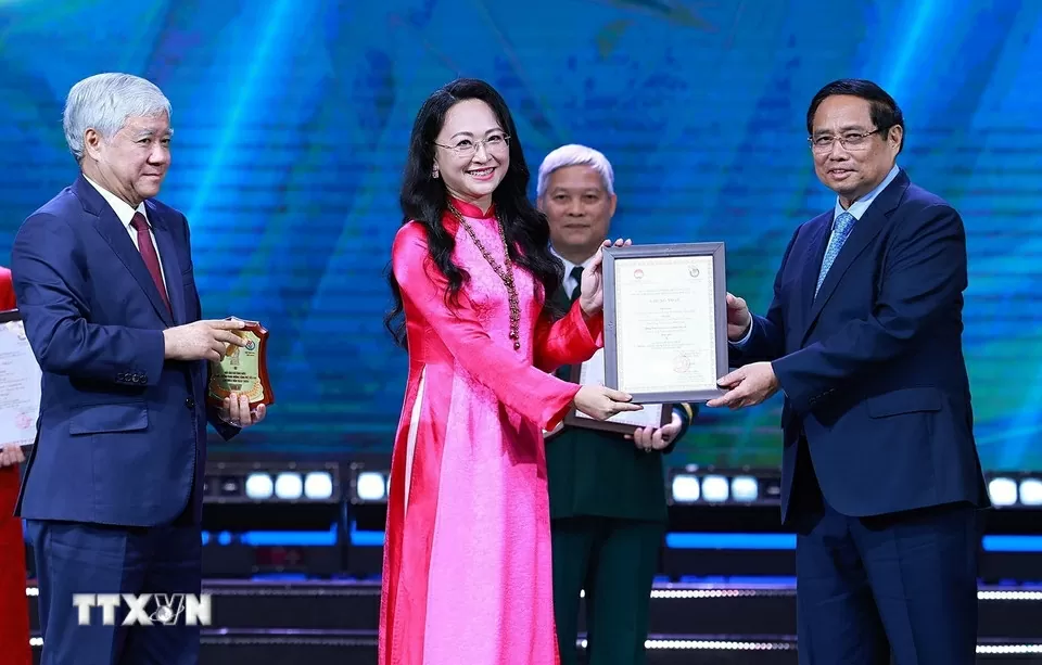 Thủ tướng Phạm Minh Chính dự lễ trao giải báo chí toàn quốc phòng, chống tham nhũng, lãng phí, tiêu cực