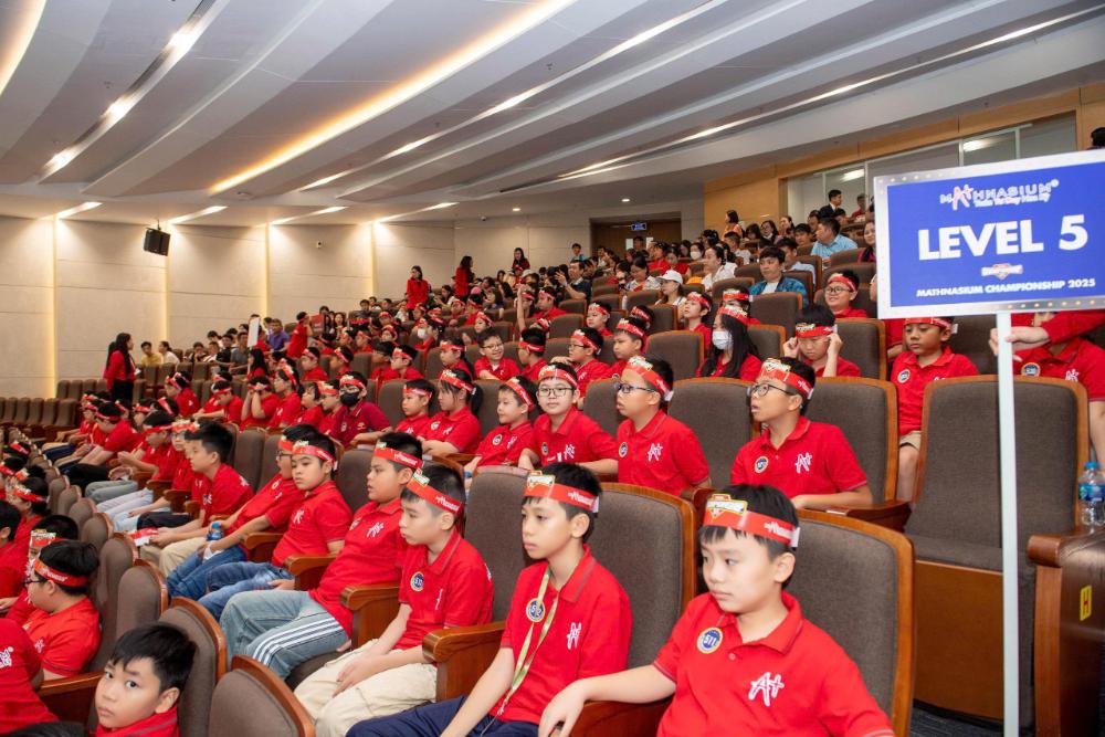 Vinh danh 18 gương mặt xuất sắc nhất tại Chung kết phía Nam Mathnasium Championship 2025 Vinh danh 18 gương mặt xuất sắc nhất tại Chung kết phía Nam Mathnasium Championship 2025