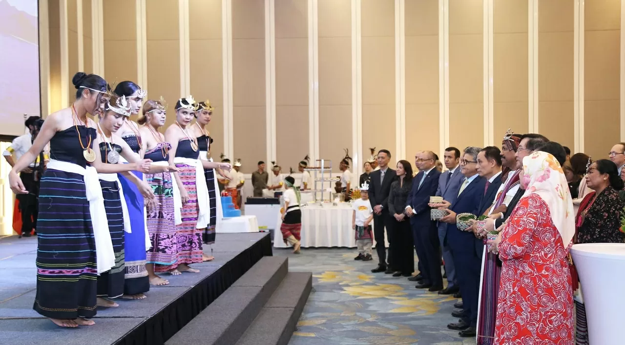 Foreign Minister Le Hoai Trung attends Timor-Leste's 50th independence anniversary and new milestone of joining ASEAN Foreign Minister Le Hoai Trung attends Timor-Leste's 50th independence anniversary and new milestone of joining ASEAN