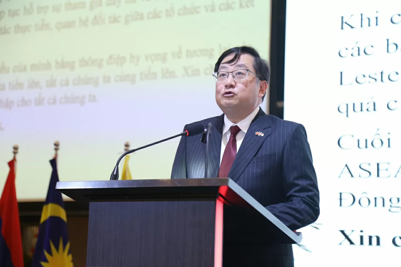 Foreign Minister Le Hoai Trung attends Timor-Leste's 50th independence anniversary and new milestone of joining ASEAN Foreign Minister Le Hoai Trung attends Timor-Leste's 50th independence anniversary and new milestone of joining ASEAN