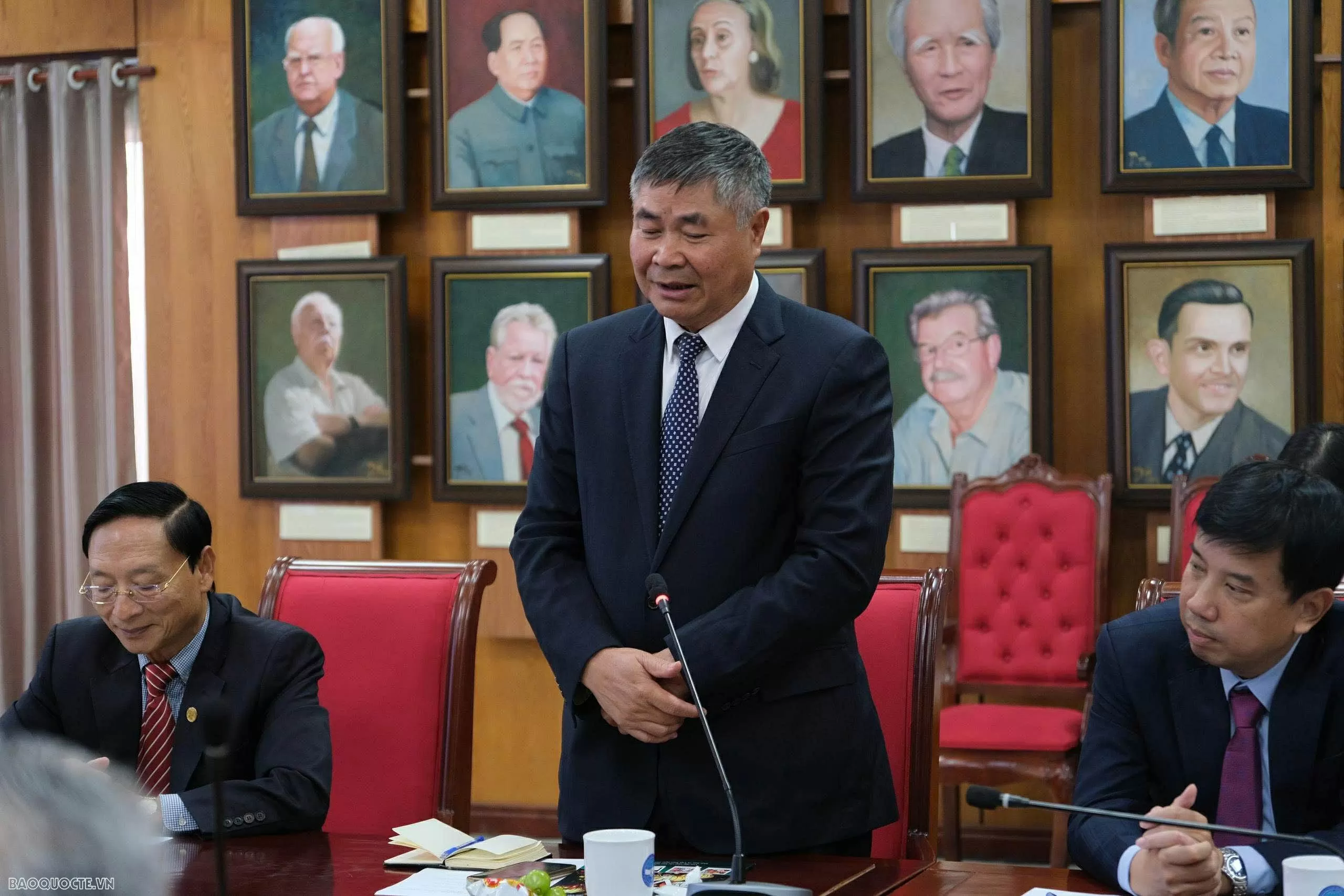 Relentlessly promoting Vietnam-Japan cooperation and people-to-people exchange Relentlessly promoting Vietnam-Japan cooperation and people-to-people exchange