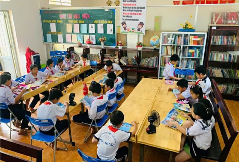Students of Tho Chau Primary and Secondary School during a self-study session. Students of Tho Chau Primary and Secondary School during a self-study session.