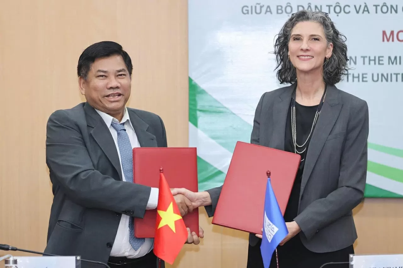 Tăng cường hợp tác phát triển bền vững, bình đẳng và hội nhập quốc tế trong lĩnh vực công tác dân tộc Tăng cường hợp tác phát triển bền vững, bình đẳng và hội nhập quốc tế trong lĩnh vực công tác dân tộc