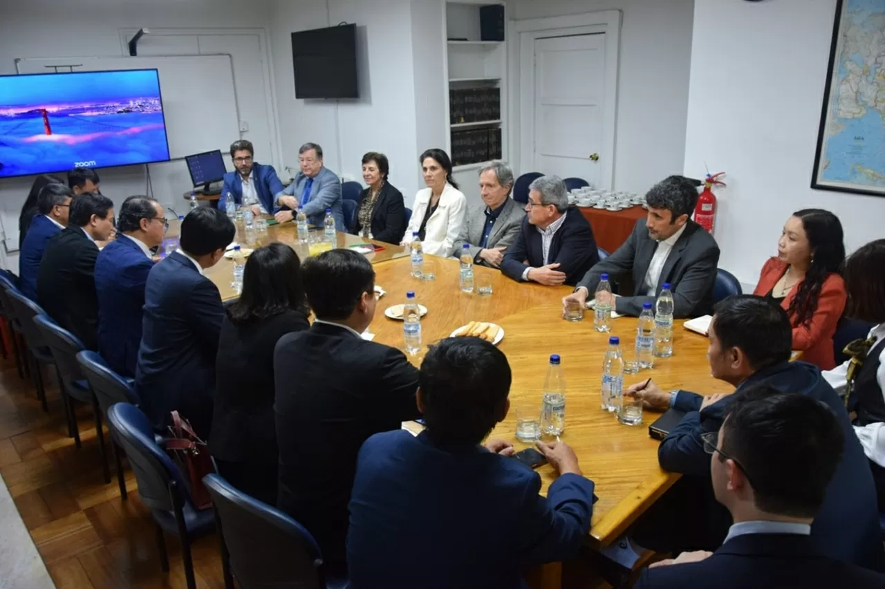 Ho Chi Minh National Academy of Politics and University of Chile deepen friendship and cooperation Ho Chi Minh National Academy of Politics and University of Chile deepen friendship and cooperation