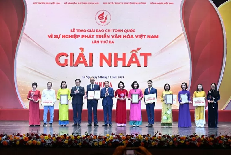 Lễ trao giải Báo chí toàn quốc ‘Vì sự nghiệp phát triển Văn hóa Việt Nam’ lần thứ III năm 2025 Lễ trao giải Báo chí toàn quốc ‘Vì sự nghiệp phát triển Văn hóa Việt Nam’ lần thứ III năm 2025