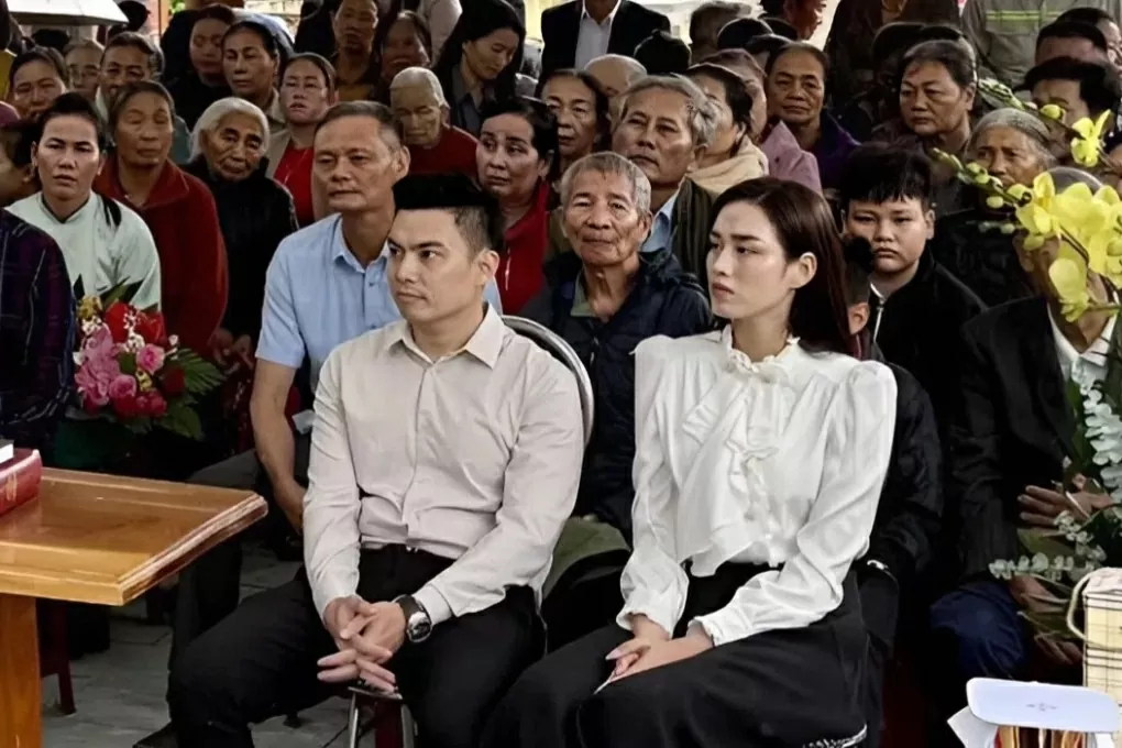 Sao Việt: Hình ảnh cách đây 20 năm của Đan Trường-Mỹ Tâm gây sốt Sao Việt: Hình ảnh cách đây 20 năm của Đan Trường-Mỹ Tâm gây sốt