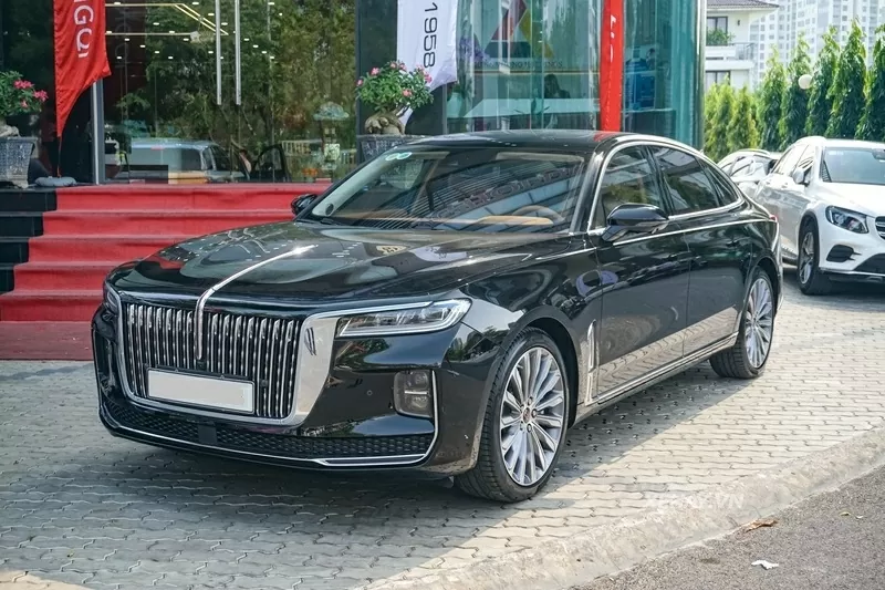 Cập nhật bảng giá xe hãng Hongqi mới nhất tháng 11/2025.