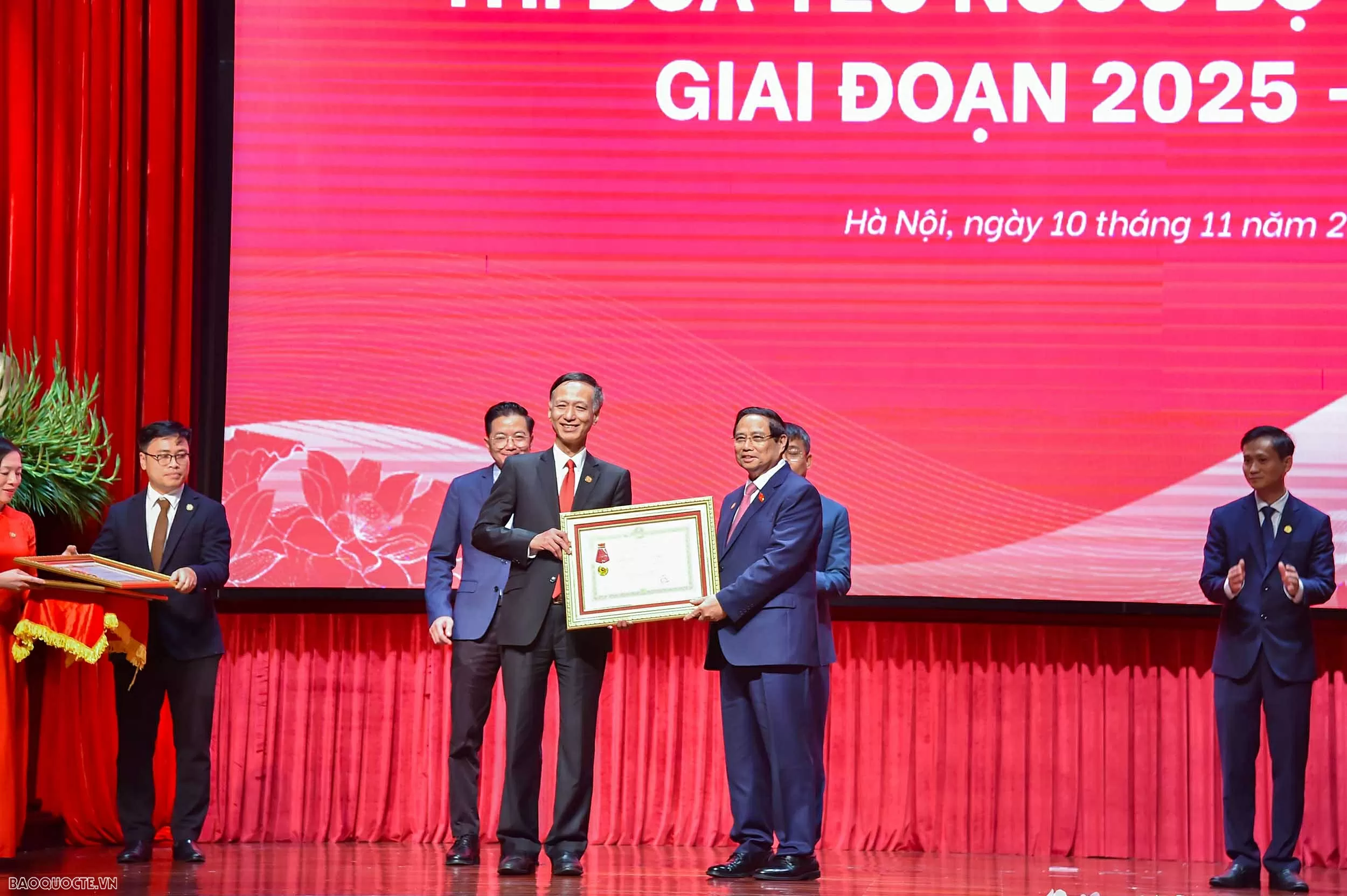 Thủ tướng Phạm Minh Chính: Xây dựng nền ngoại giao toàn diện, hiện đại, chuyên nghiệp, mang đậm bản sắc Việt Nam Thủ tướng Phạm Minh Chính: Xây dựng nền ngoại giao toàn diện, hiện đại, chuyên nghiệp, mang đậm bản sắc Việt Nam