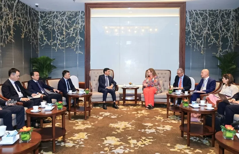 Thúc đẩy hợp tác Việt Nam - Hà Lan lĩnh vực hàng không, hàng hải