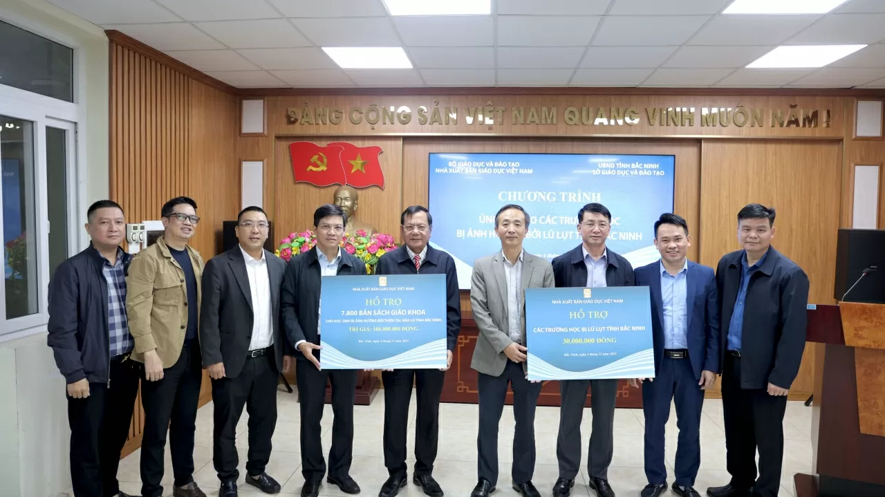 NXB Giáo dục Việt Nam cam kết đồng hành cùng học sinh và các trường học vùng bão lũ