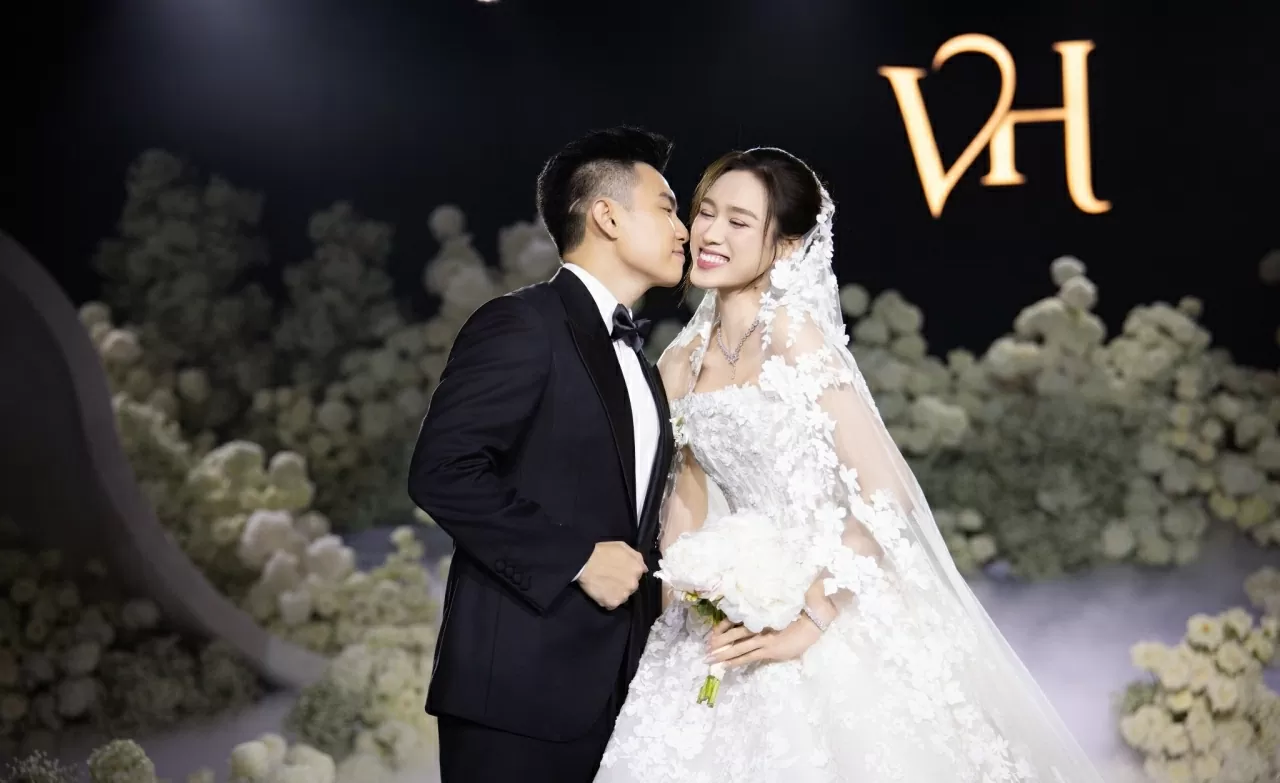 Hoa hậu Đỗ Thị Hà xả loạt ảnh cưới đẹp nên thơ Hoa hậu Đỗ Thị Hà xả loạt ảnh cưới đẹp nên thơ