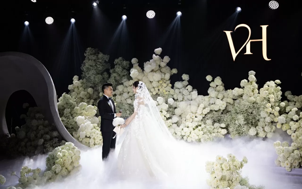 Hoa hậu Đỗ Thị Hà xả loạt ảnh cưới đẹp nên thơ Hoa hậu Đỗ Thị Hà xả loạt ảnh cưới đẹp nên thơ