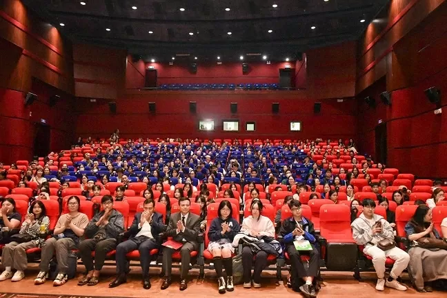 Khai mạc Tuần phim chào mừng Liên hoan phim Việt Nam lần thứ XXIV Khai mạc Tuần phim chào mừng Liên hoan phim Việt Nam lần thứ XXIV