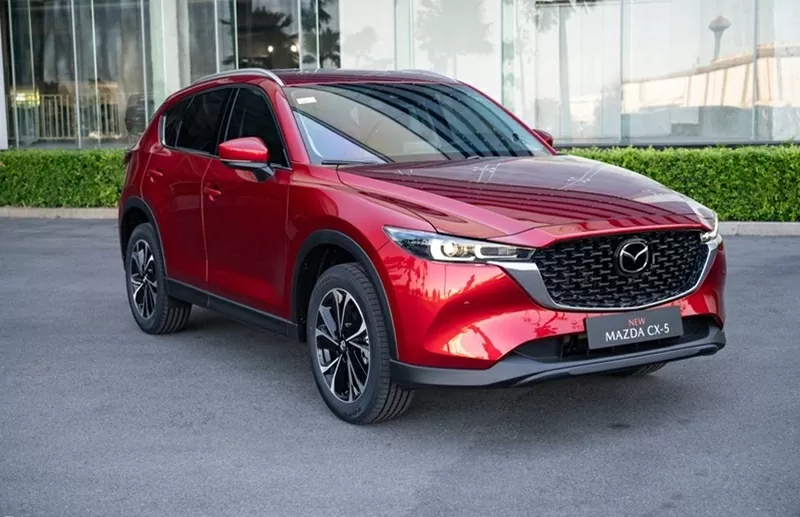 Top 5 xe SUV hạng C bán chạy nhất tháng 10/2025: Mazda CX-5 tiếp tục dẫn đầu.