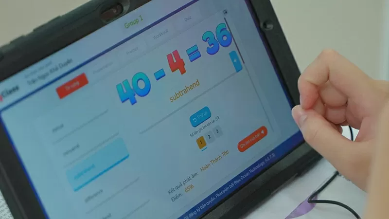 Tính năng nhận diện và chấm điểm phát âm - AI Speak được ứng dụng tại lớp học số iCLASS. Tính năng nhận diện và chấm điểm phát âm - AI Speak được ứng dụng tại lớp học số iCLASS.